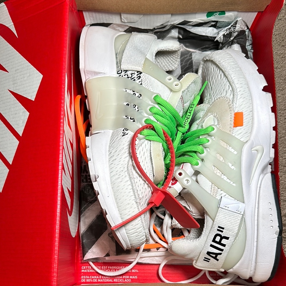 Nike White and Green Men's Shoes